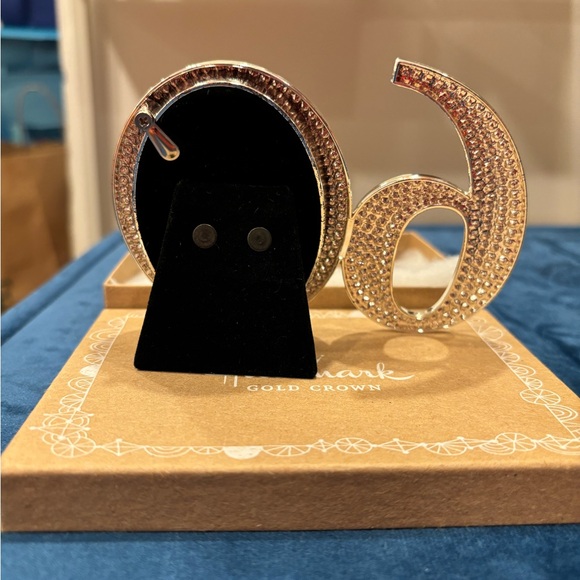 Hallmark Gold Crown “60” special moment picture frame - Picture 4 of 8